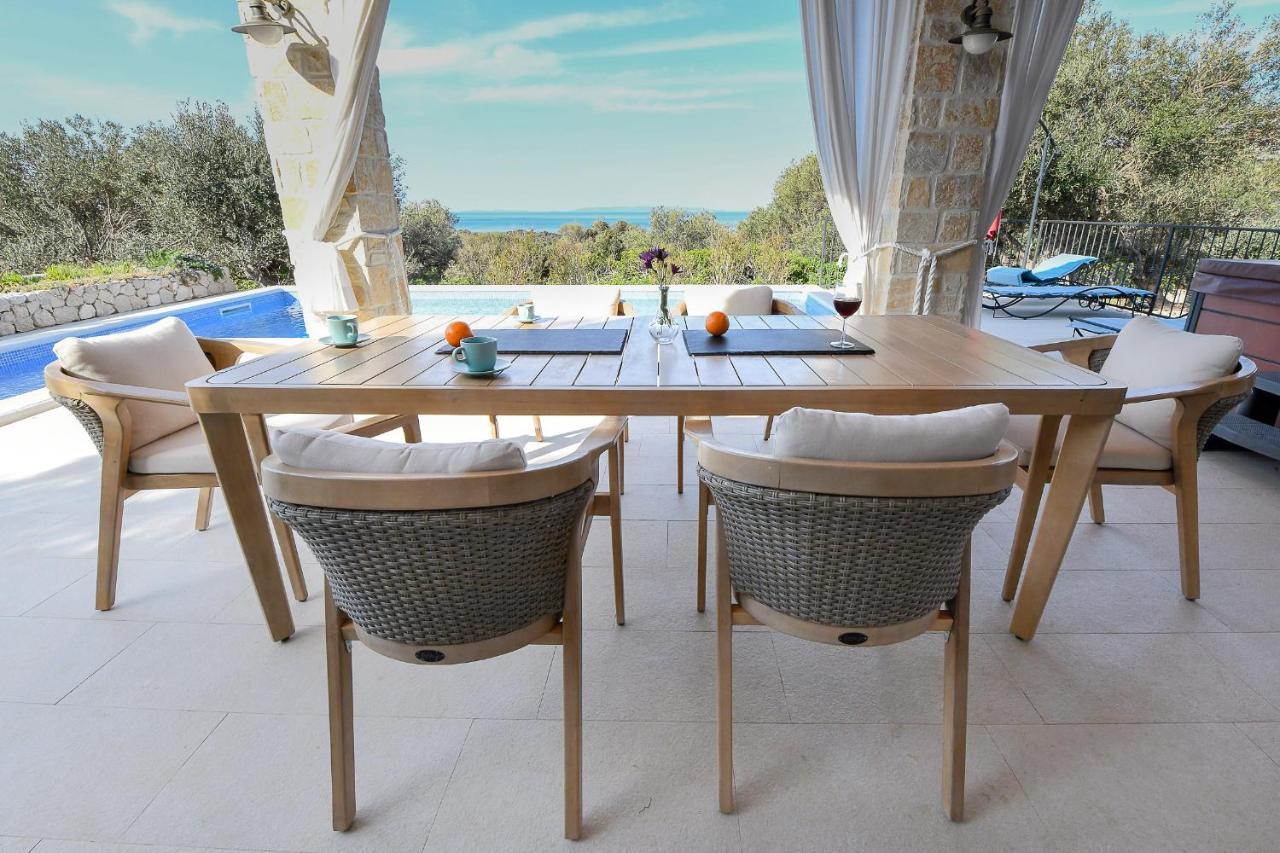 Villa Island Adriana With Heated Pool And Sauna Lun (Pag)