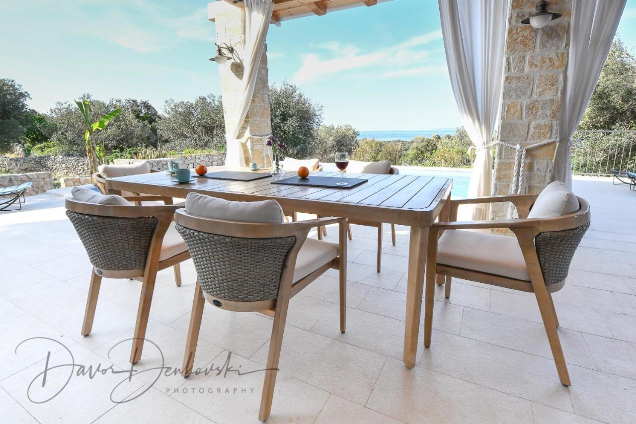 Island Adriana With Heated Pool And Sauna